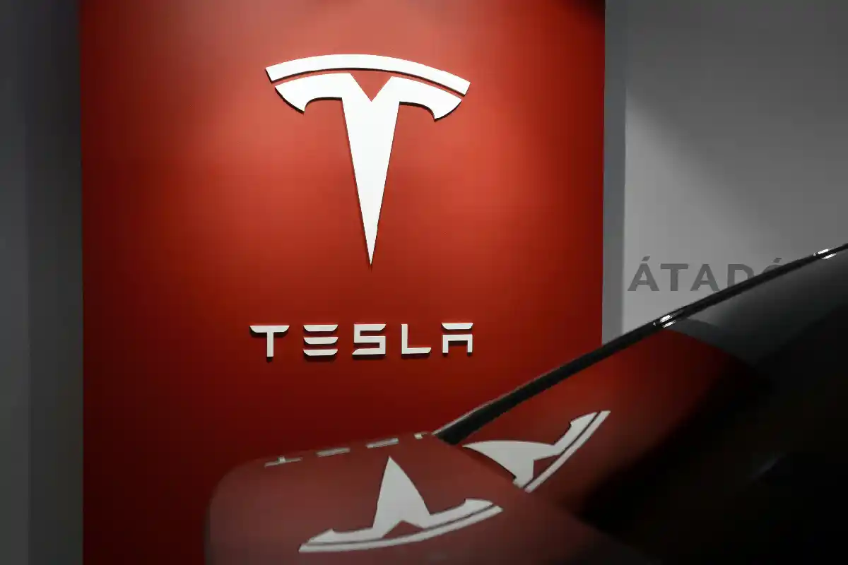صدای برند تسلا (Tesla)